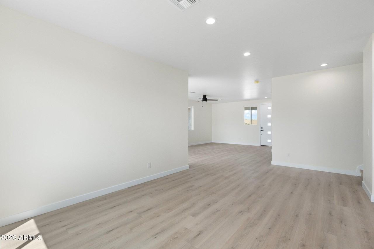 125 W Latona Rd - Photo 6 of 35