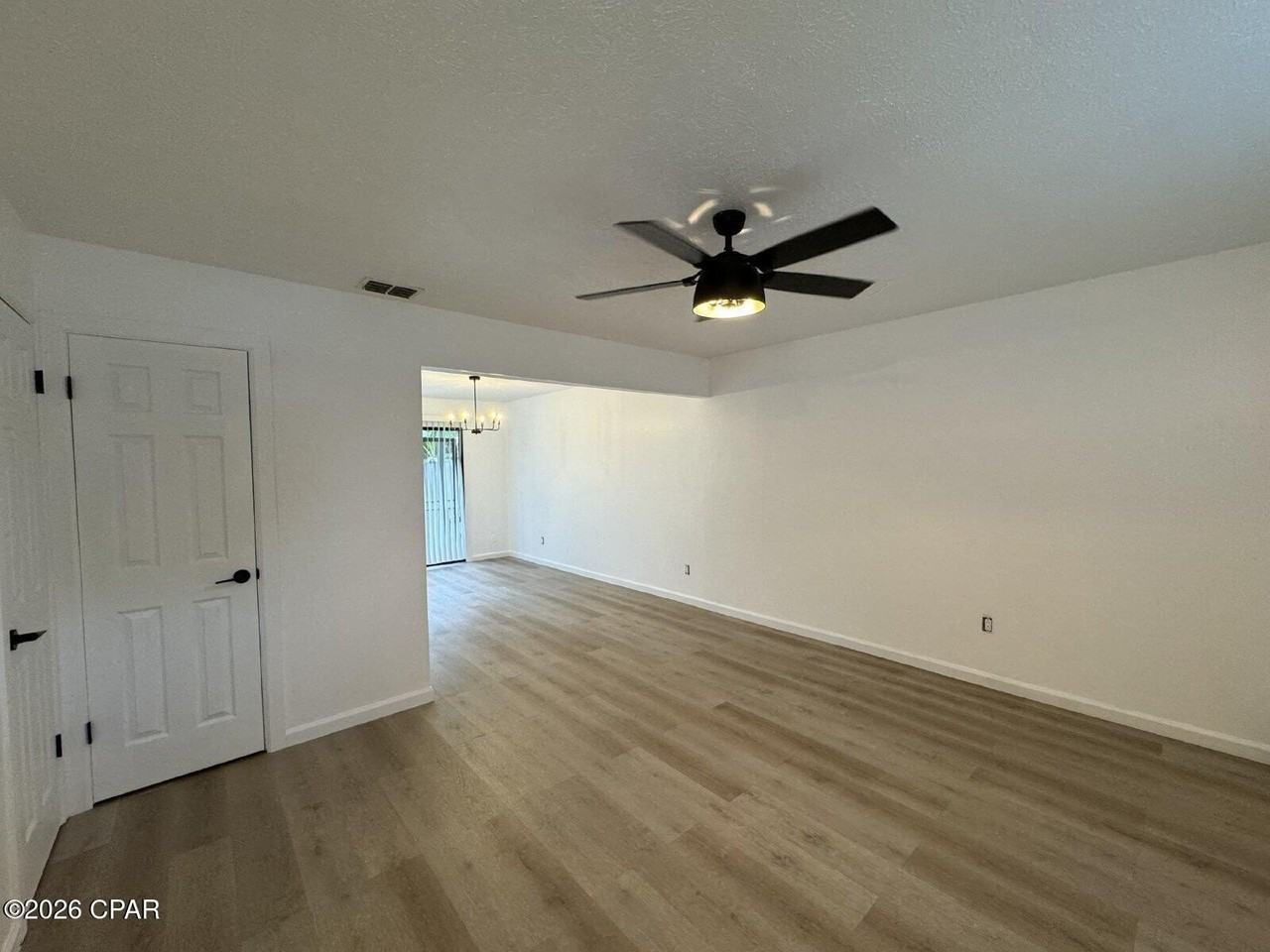 3903 Molina Rd - Photo 3 of 16