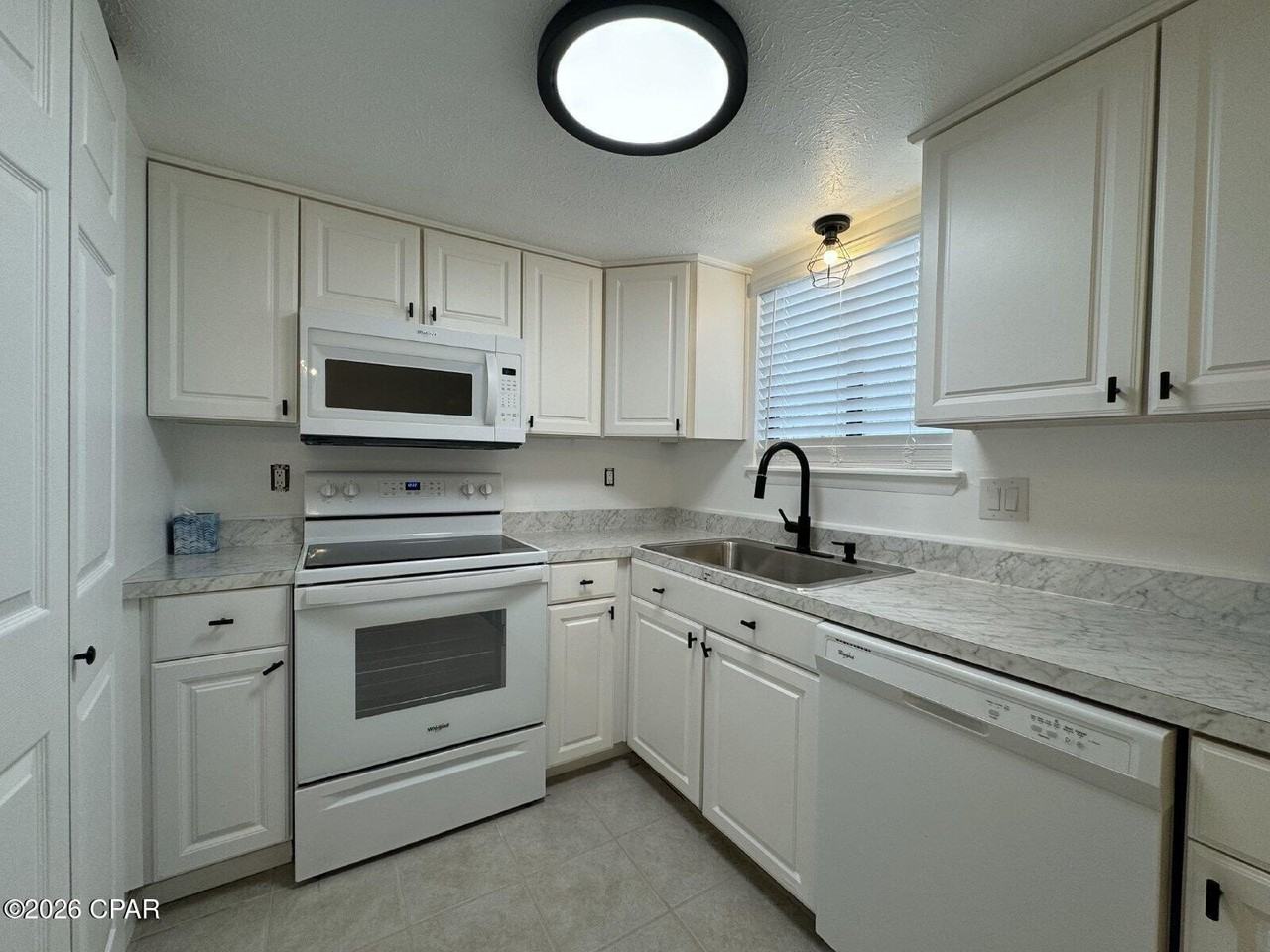 3903 Molina Rd - Photo 7 of 16