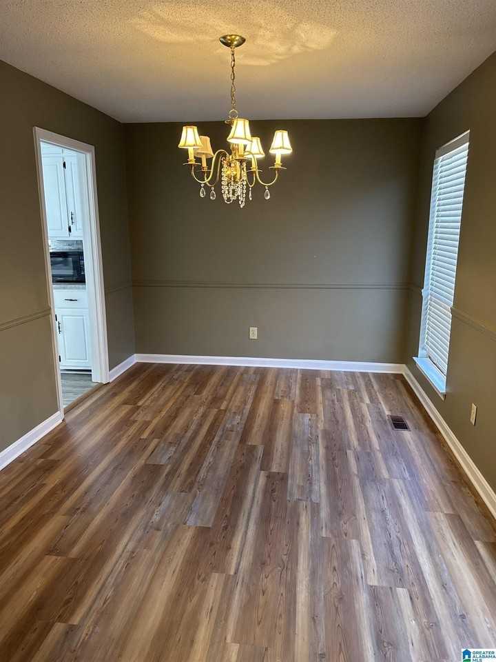 284 Stonebridge Rd - Photo 5 of 26