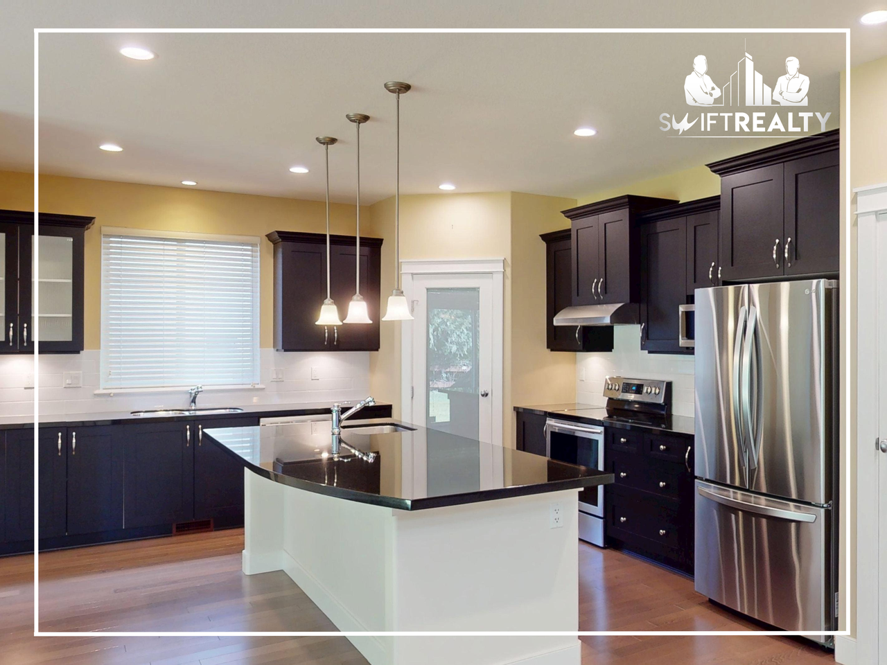 3346 Devonshire Avenue - Photo 7 of 31