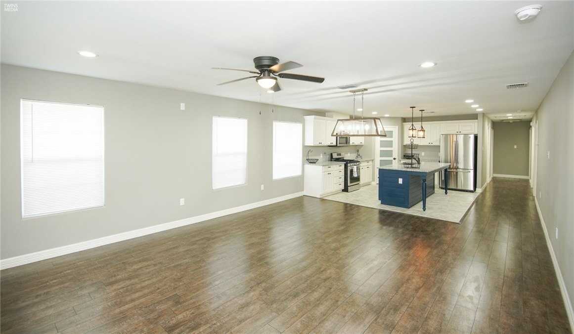 1614 Clare Dr - Photo 7 of 36