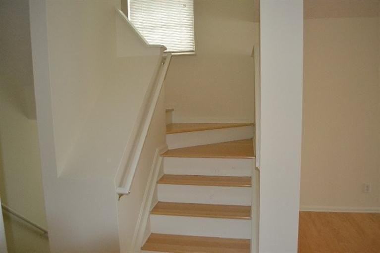 10555 Montgomery Rd Apt 72 - Photo 6 of 18