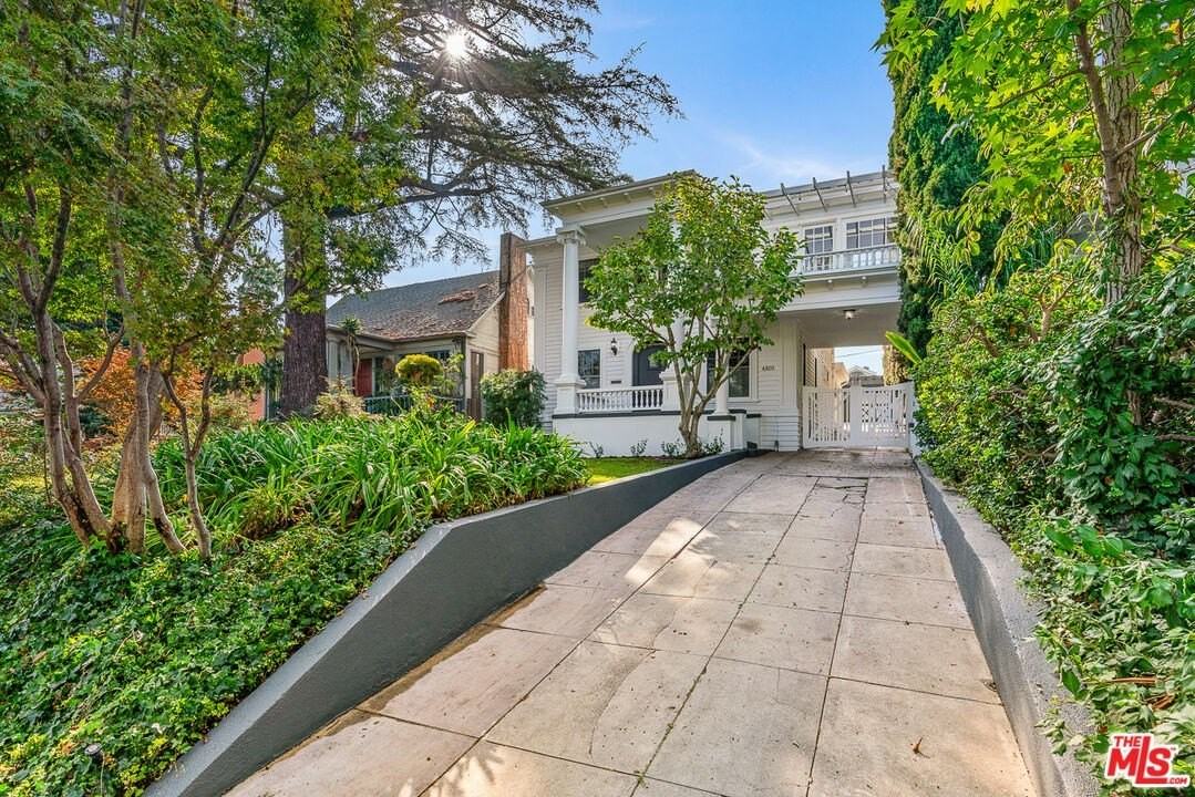 4920 Marathon St - Photo 2 of 30