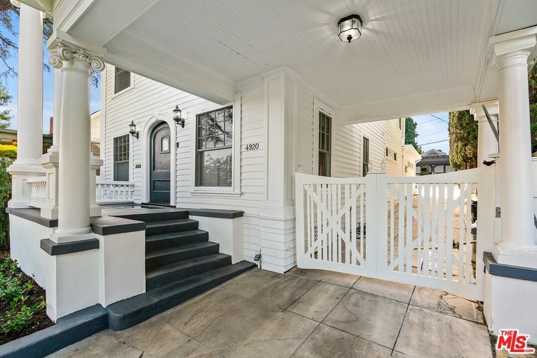 4920 Marathon St - Photo 3 of 30