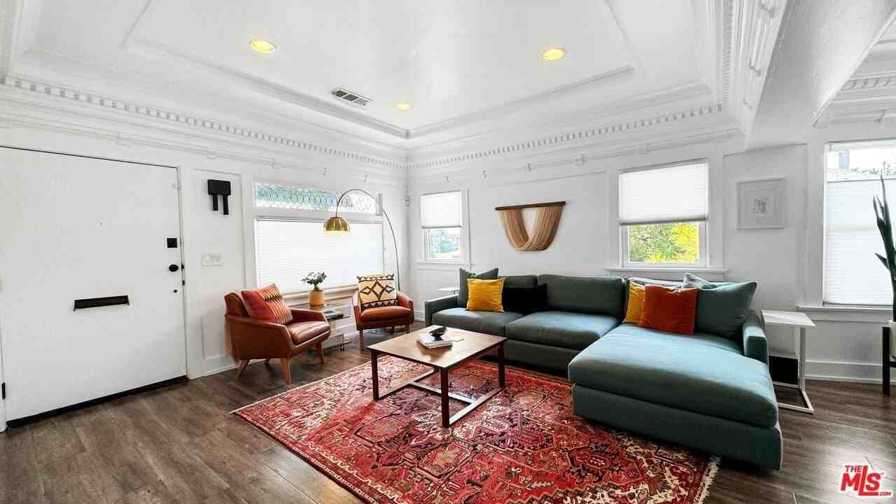 3489 2nd Ave - Photo 5 of 50