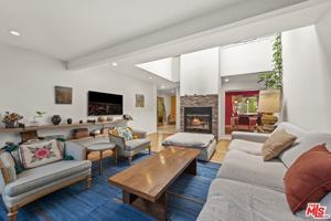 featured image of 1508 Harvard St Unit B