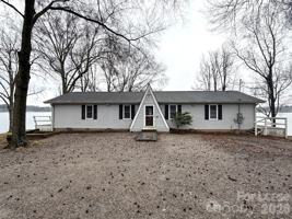 featured image of 3628 Brooks Ln