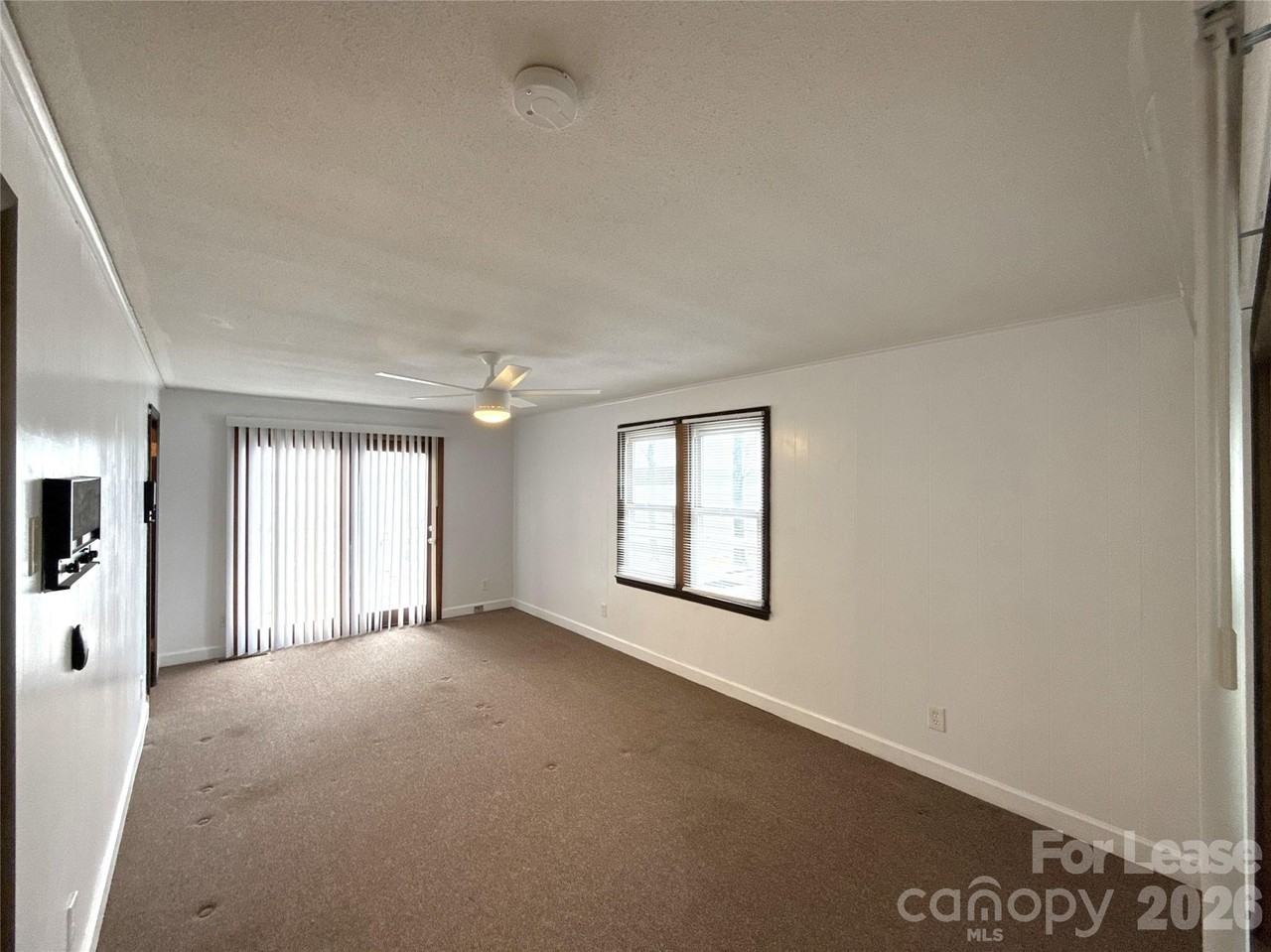 3628 Brooks Ln - Photo 7 of 25