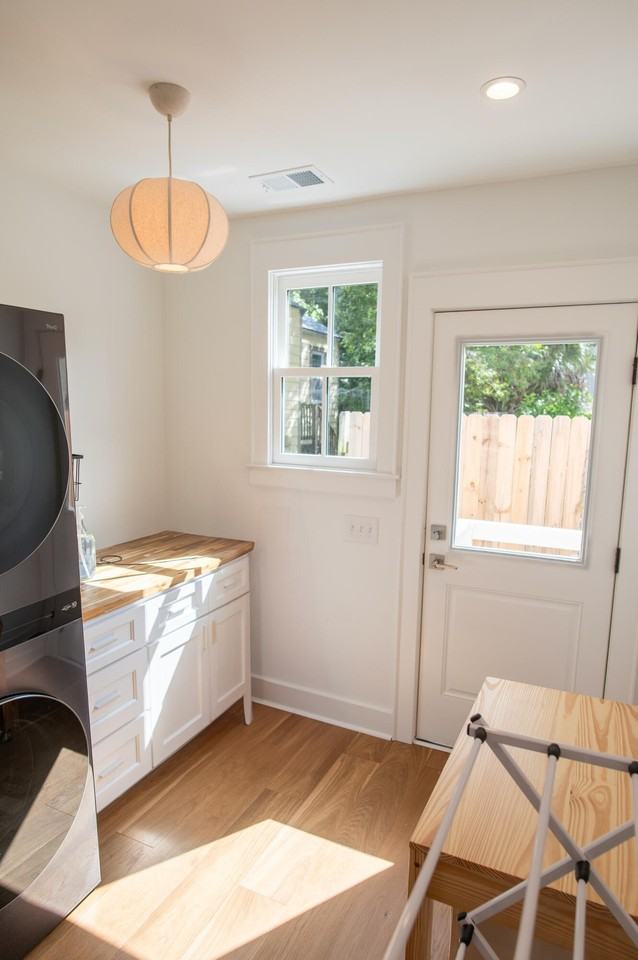 81 Race St - Photo 5 of 42