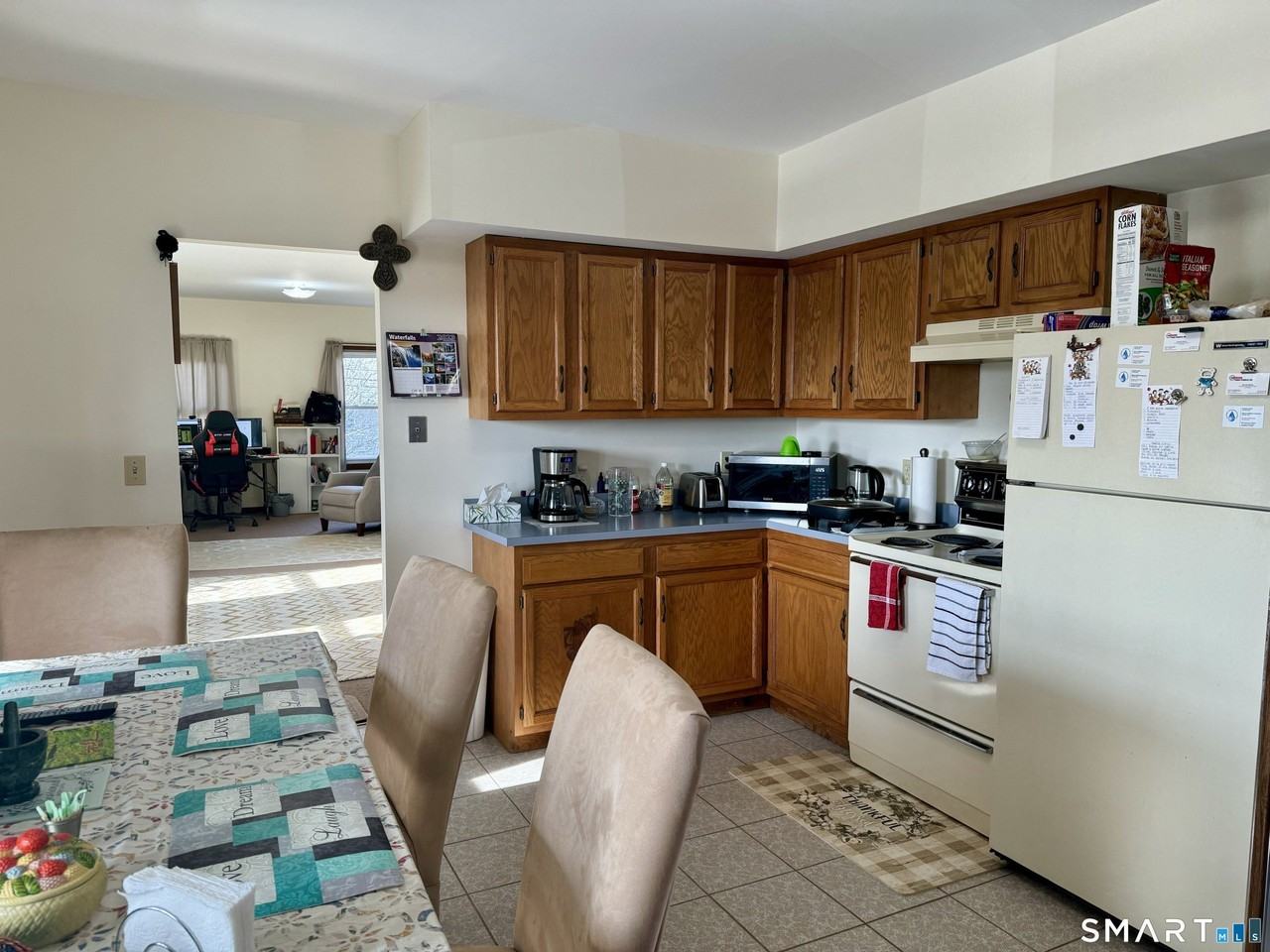 156 Fair St Unit 2 - Photo 4 of 15