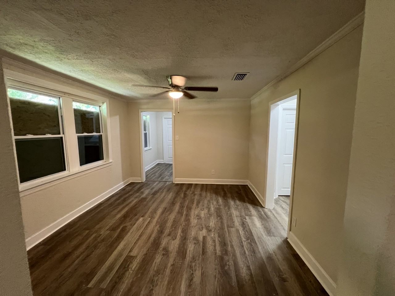 1975 W 12th St #1 - Photo 5 of 16