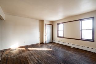 2365 S 7th St Lowr Front - Photo 1 of 1