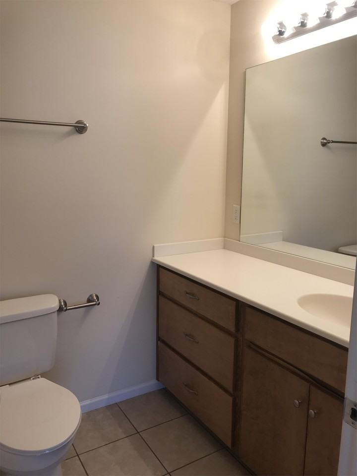 2808 Davis Rd #1 - Photo 3 of 9