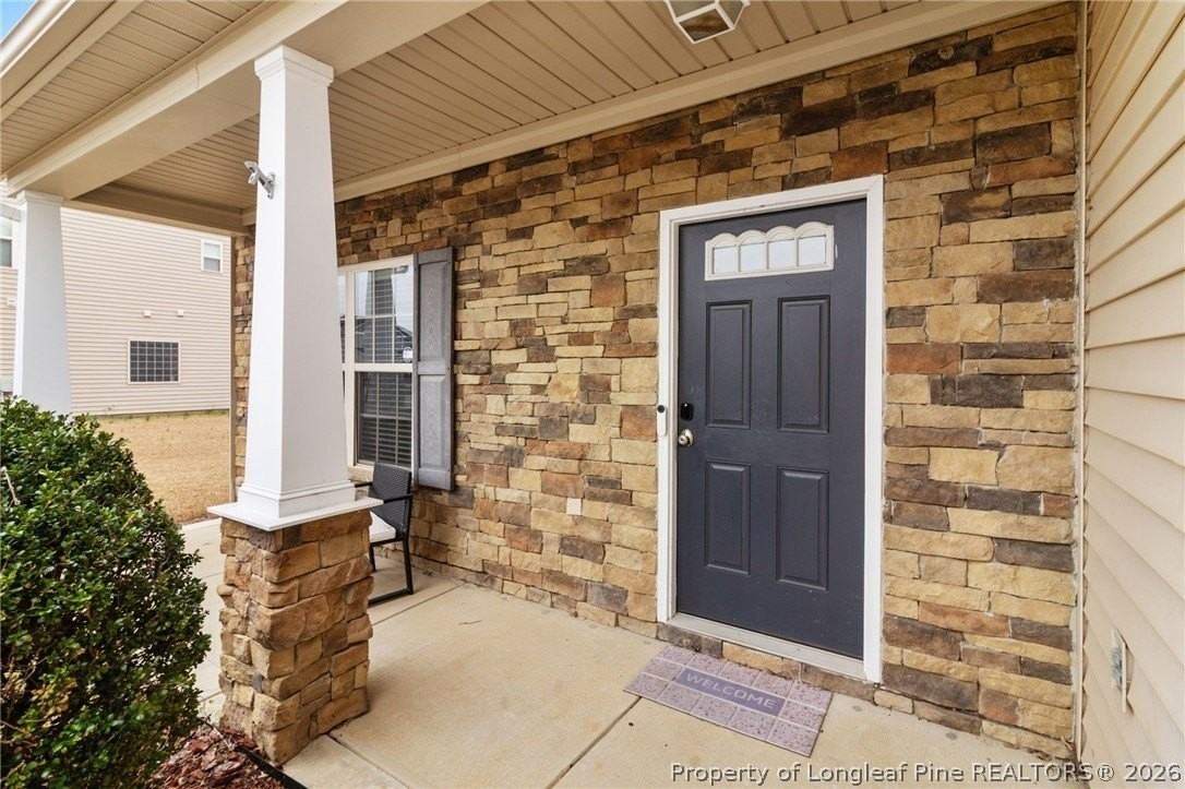 133 Indigo Ave - Photo 4 of 33