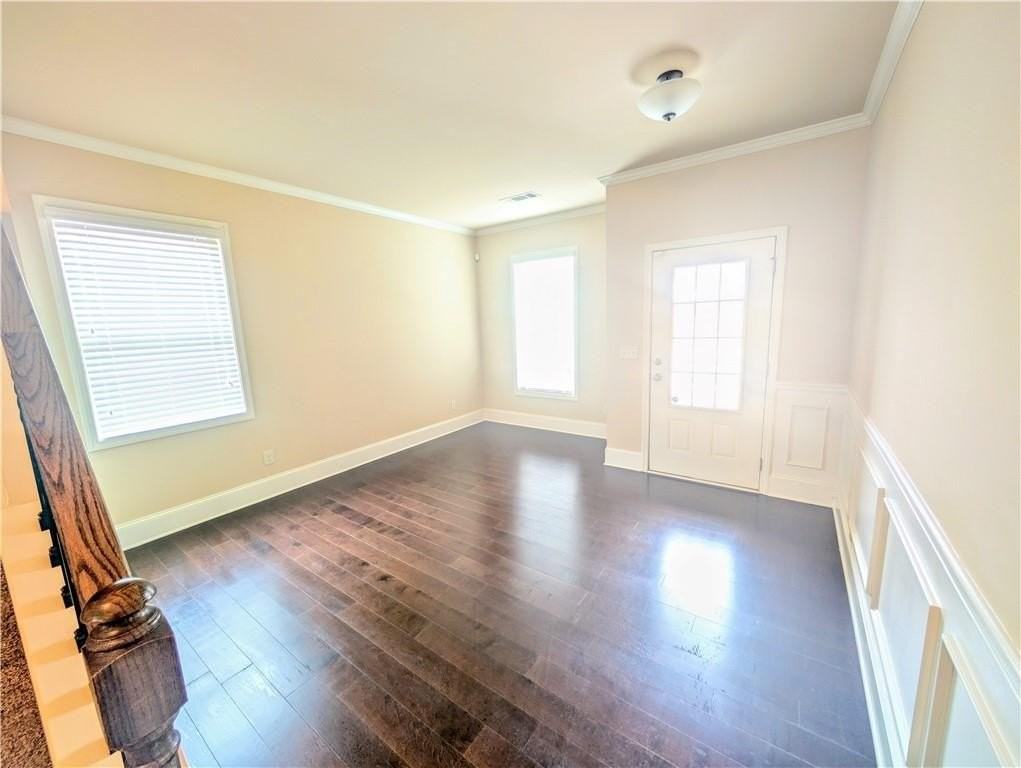 690 Collingsworth Ln - Photo 6 of 21