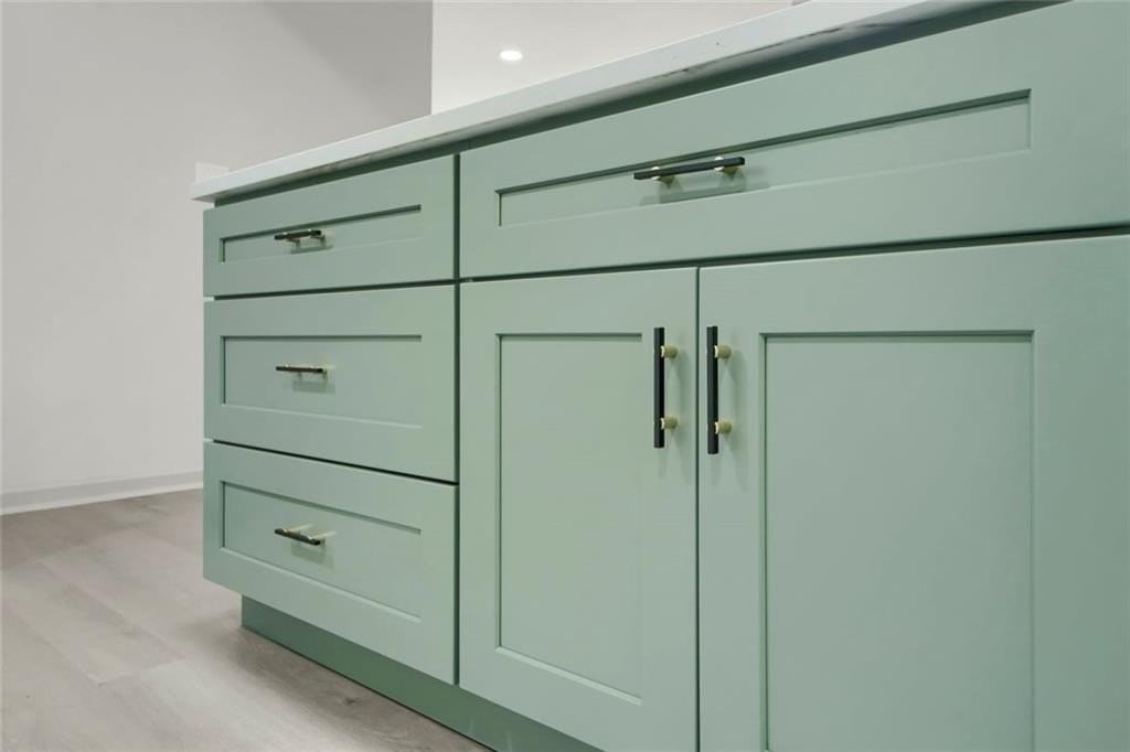 2926 Monterey Dr - Photo 4 of 9