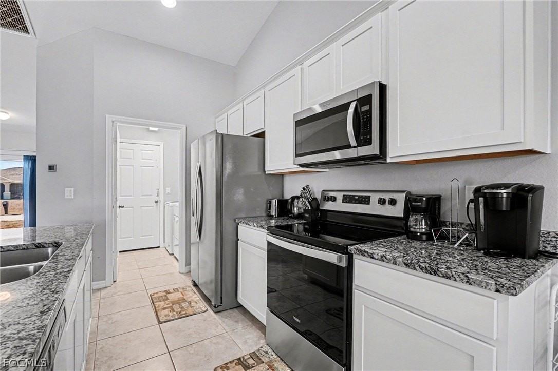 3217 Nw 3rd Ave - Photo 6 of 15