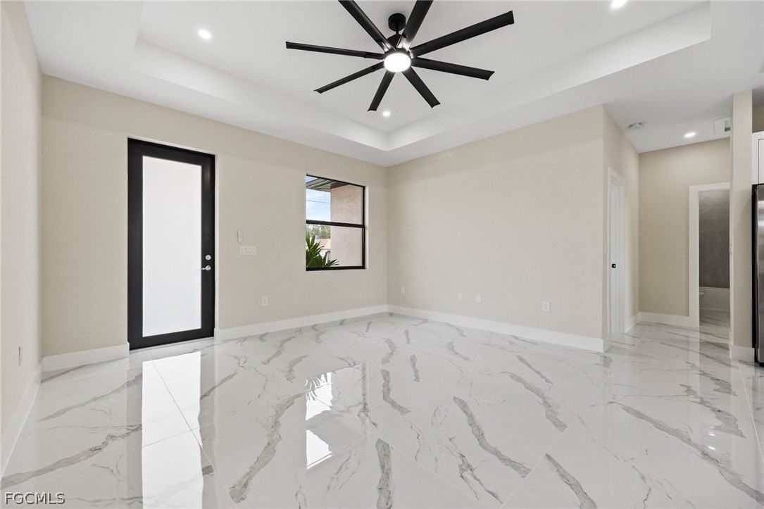 2713 25th St Sw - Photo 5 of 48