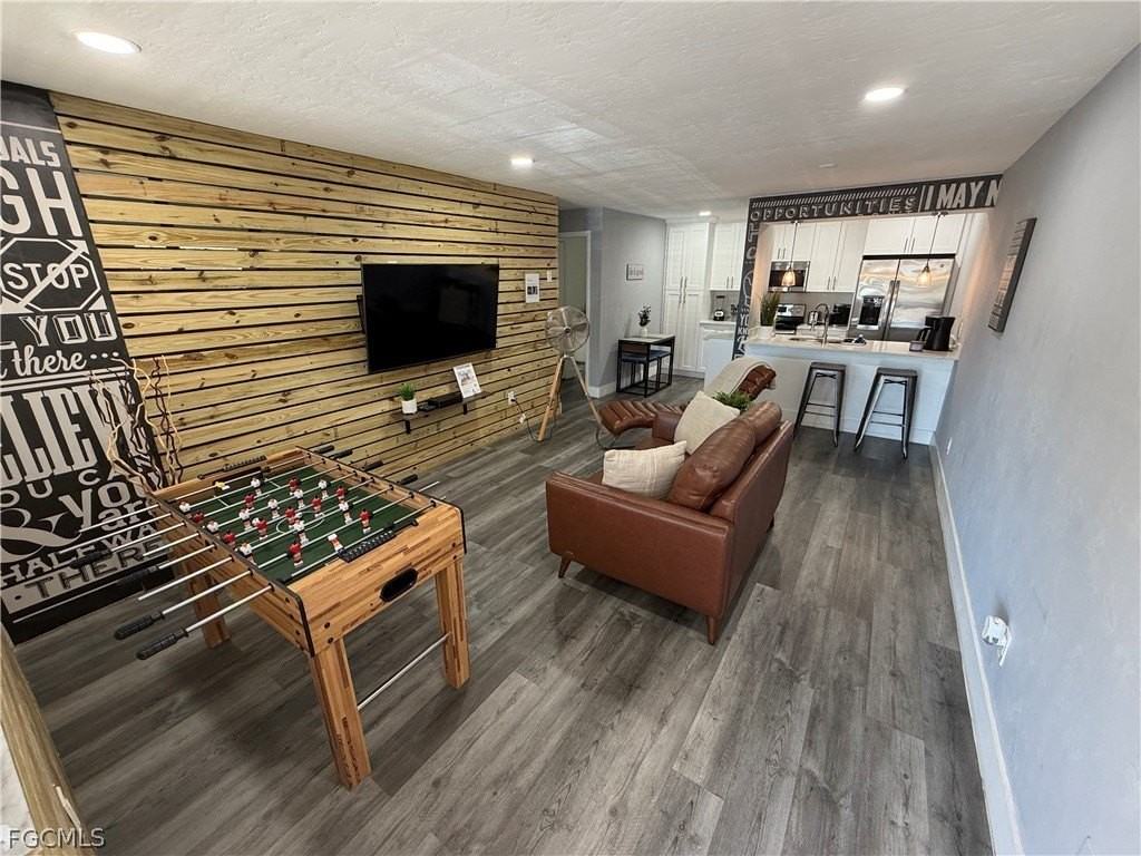 13118 Feather Sound Dr Apt 205 - Photo 7 of 12