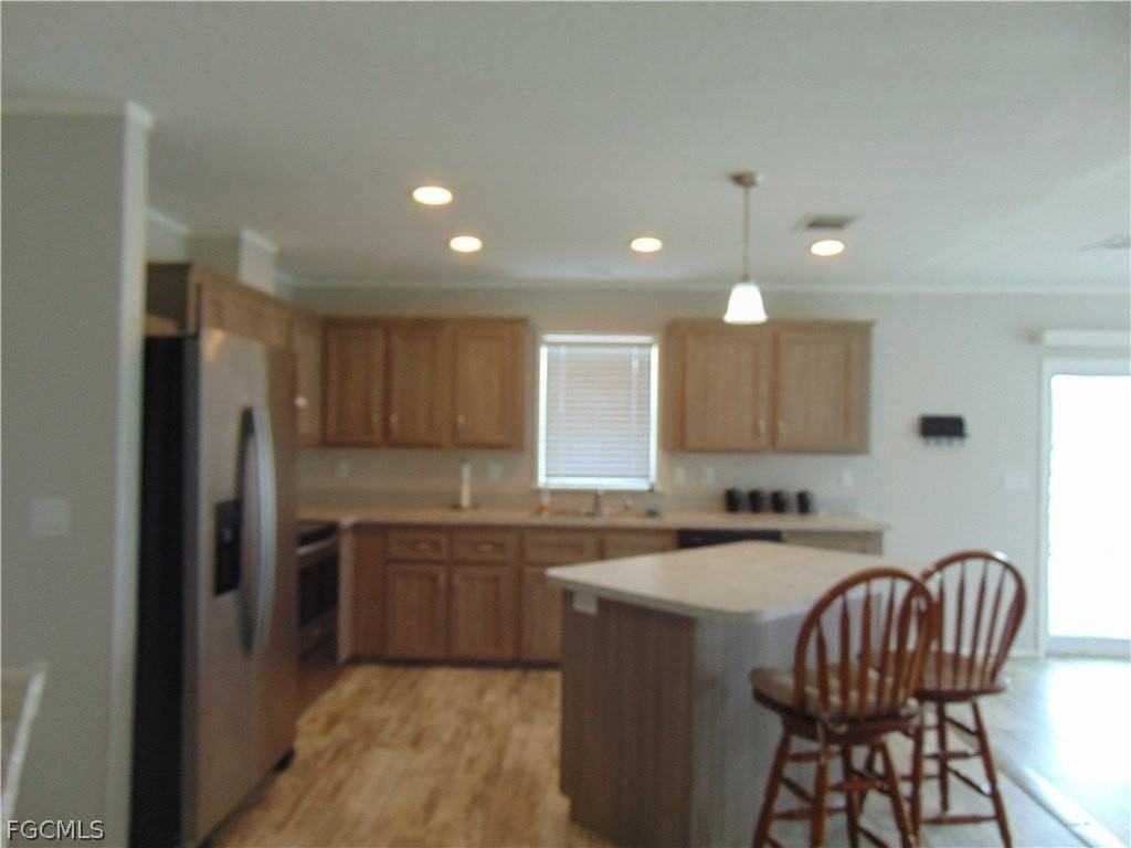 1445 N Bridge St - Photo 4 of 22