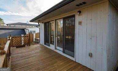 3935 Orchard Rd Se - Photo 3 of 14