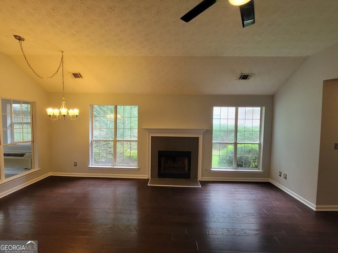 53 Braelinn Creek Ct - Photo 3 of 12