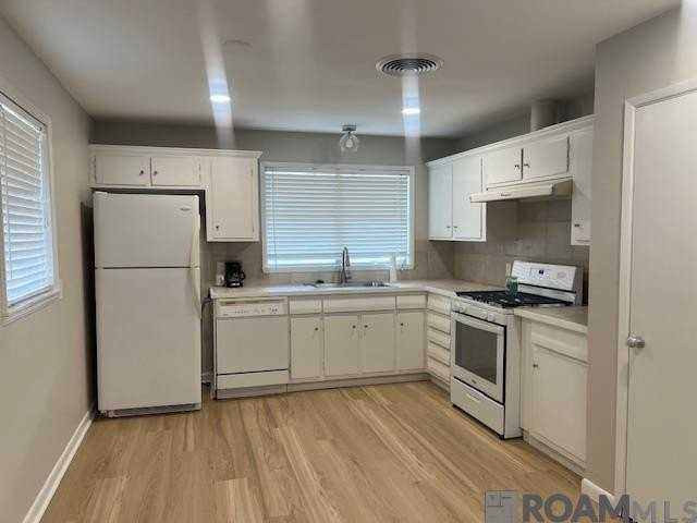 8212 Argosy Ct - Photo 5 of 23