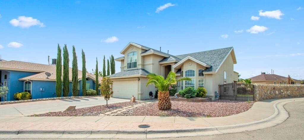 12504 Sun Flare Dr - Photo 3 of 40