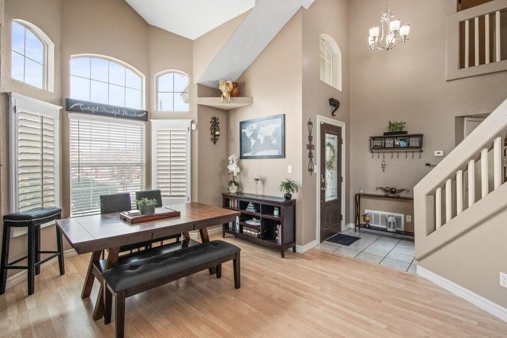 12504 Sun Flare Dr - Photo 7 of 40