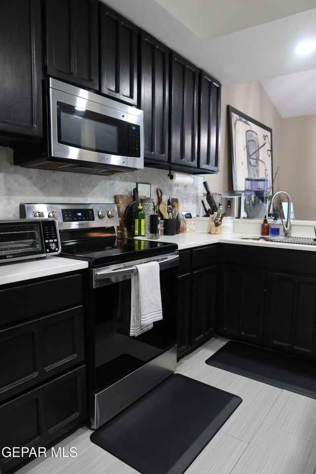 4614 N Stanton St Apt G49 - Photo 6 of 11