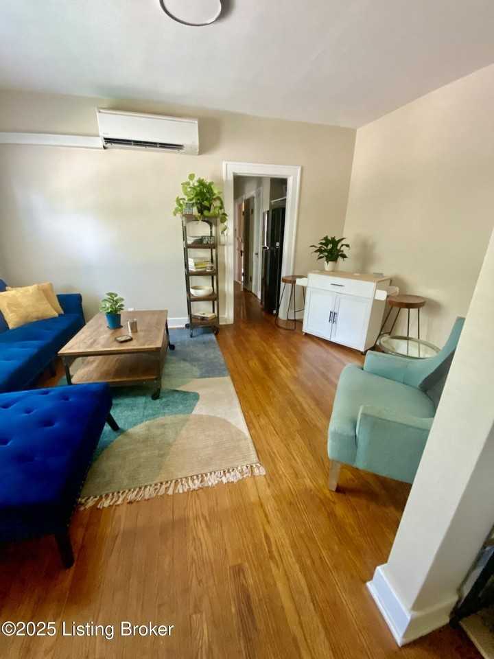 620 Eastern Pkwy Apt 2 - Photo 4 of 8