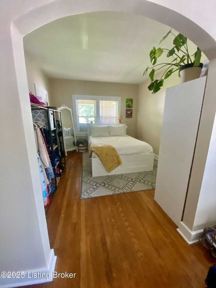 620 Eastern Pkwy Apt 2 - Photo 6 of 8