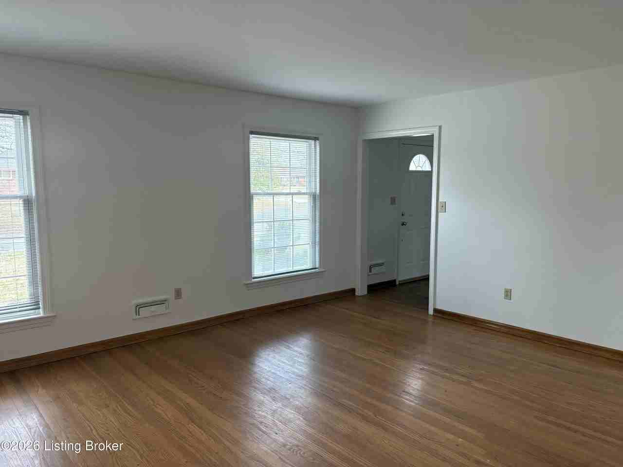 4246 Middlebrook Rd - Photo 2 of 10