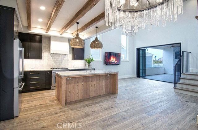 710 Avocado Ave #B - Photo 2 of 8