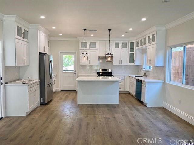 10303 Pinyon Ave - Photo 3 of 8