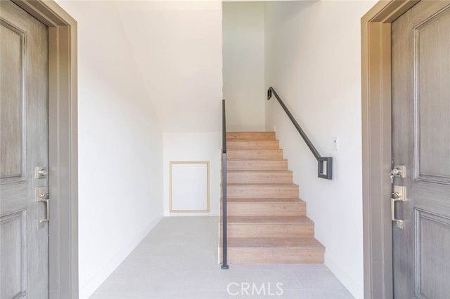 10230 Tujunga Canyon Blvd - Photo 3 of 8