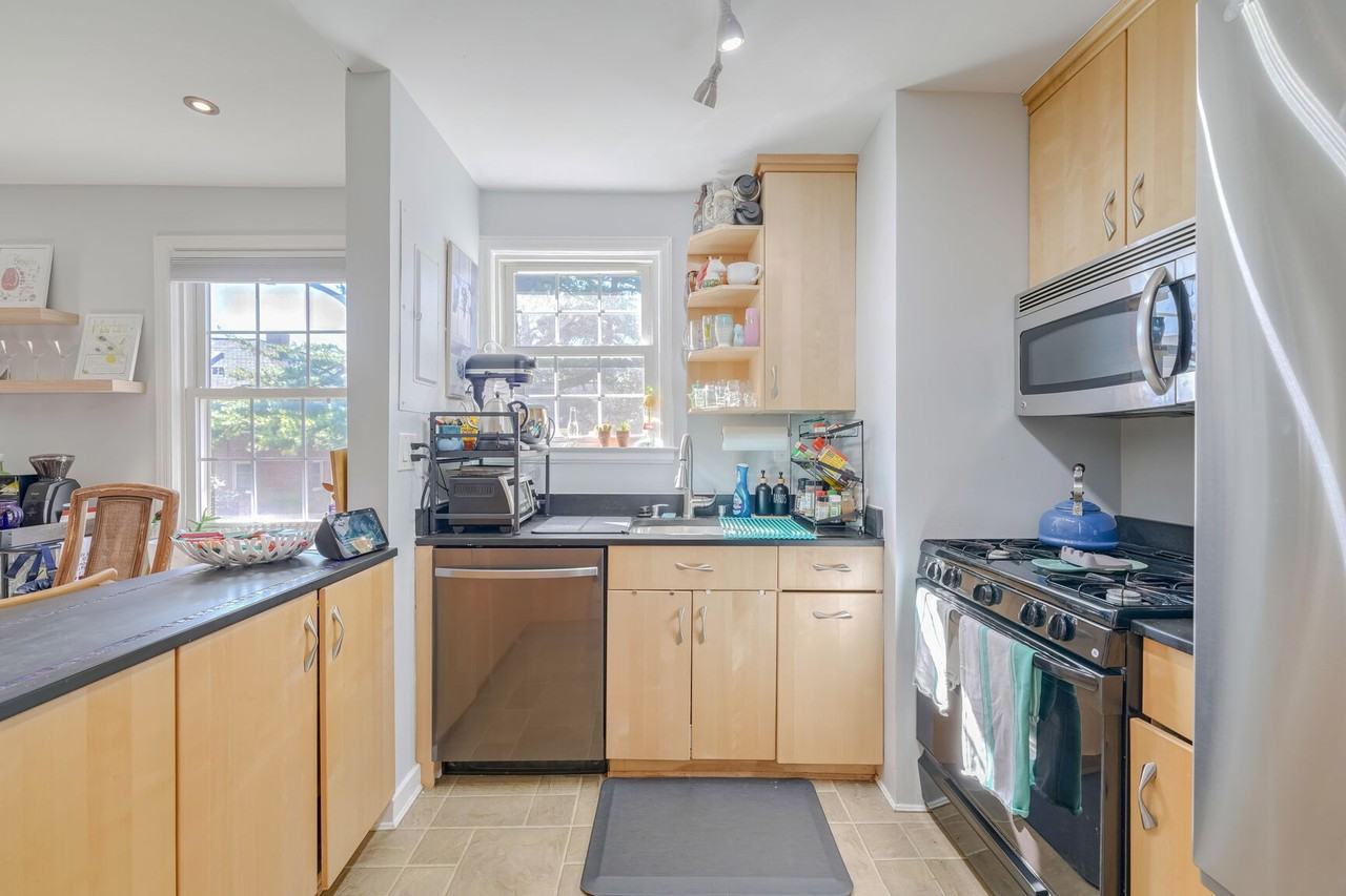 2214 Colston Dr #202 - Photo 5 of 18