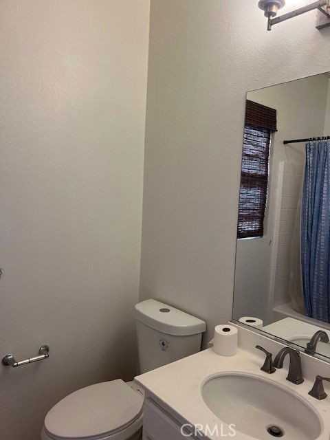 10040 Meritage Ct - Photo 3 of 8