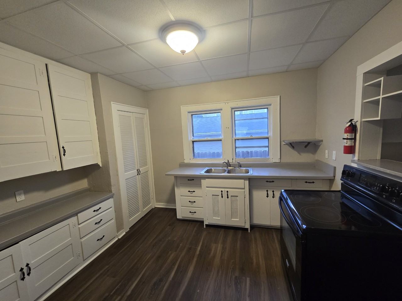 312 Baltimore St #1 - Photo 2 of 10