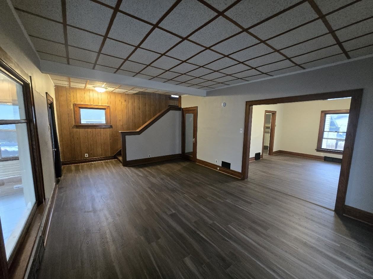 312 Baltimore St #1 - Photo 3 of 10