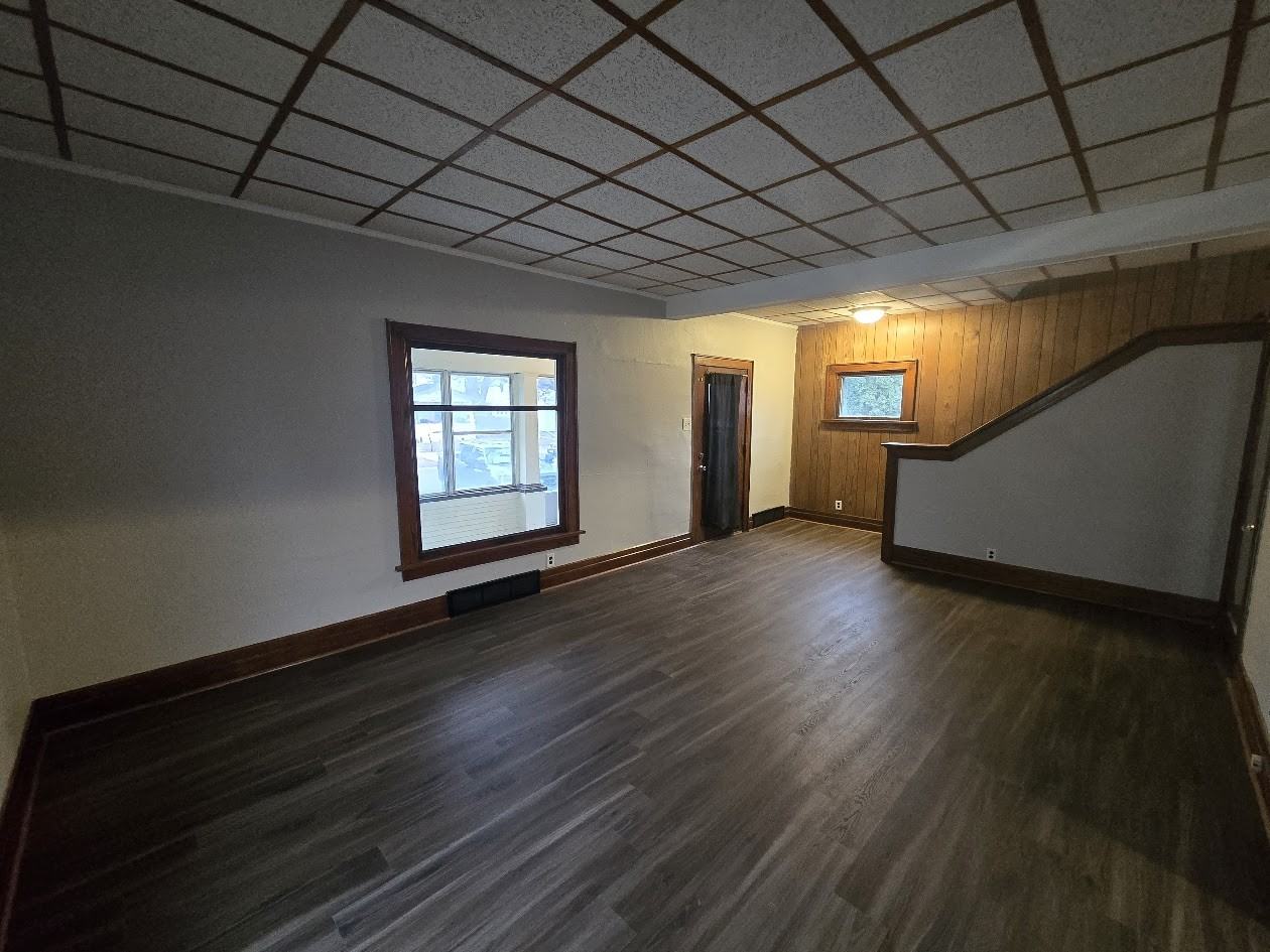 312 Baltimore St #1 - Photo 4 of 10