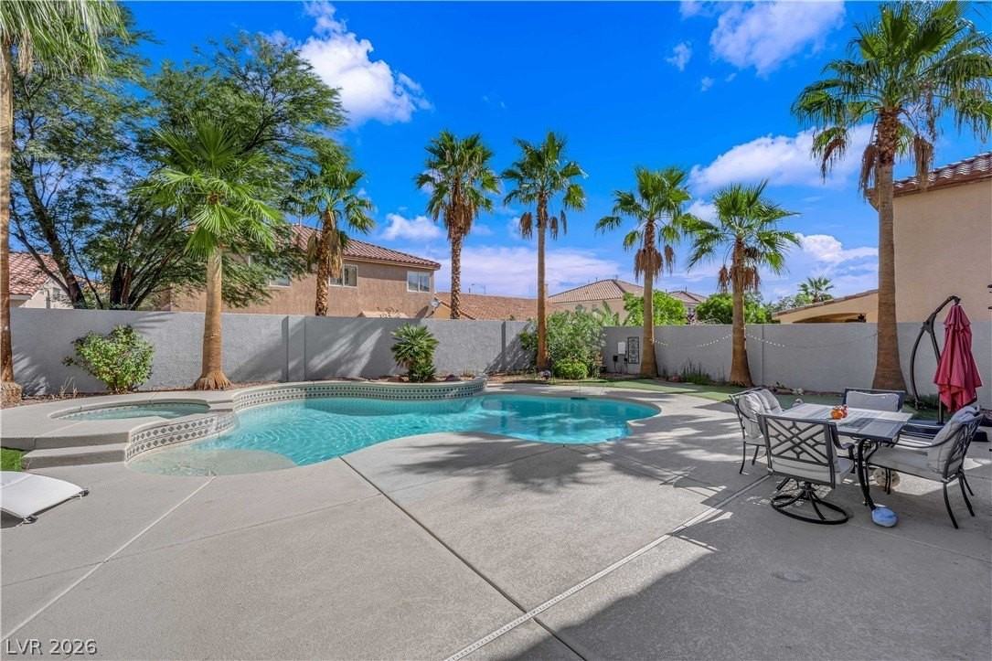 10106 Walhalla Plateau Ct - Photo 6 of 39