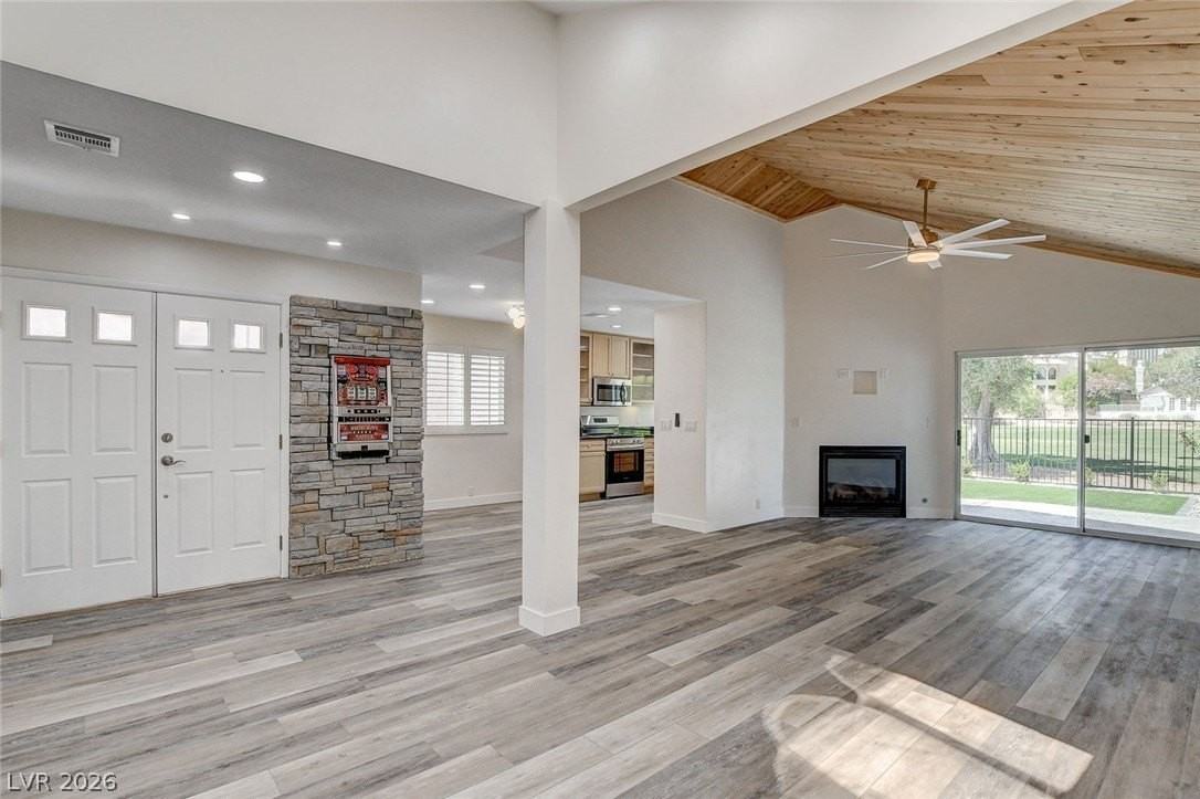 2999 Bel Air Dr - Photo 6 of 50