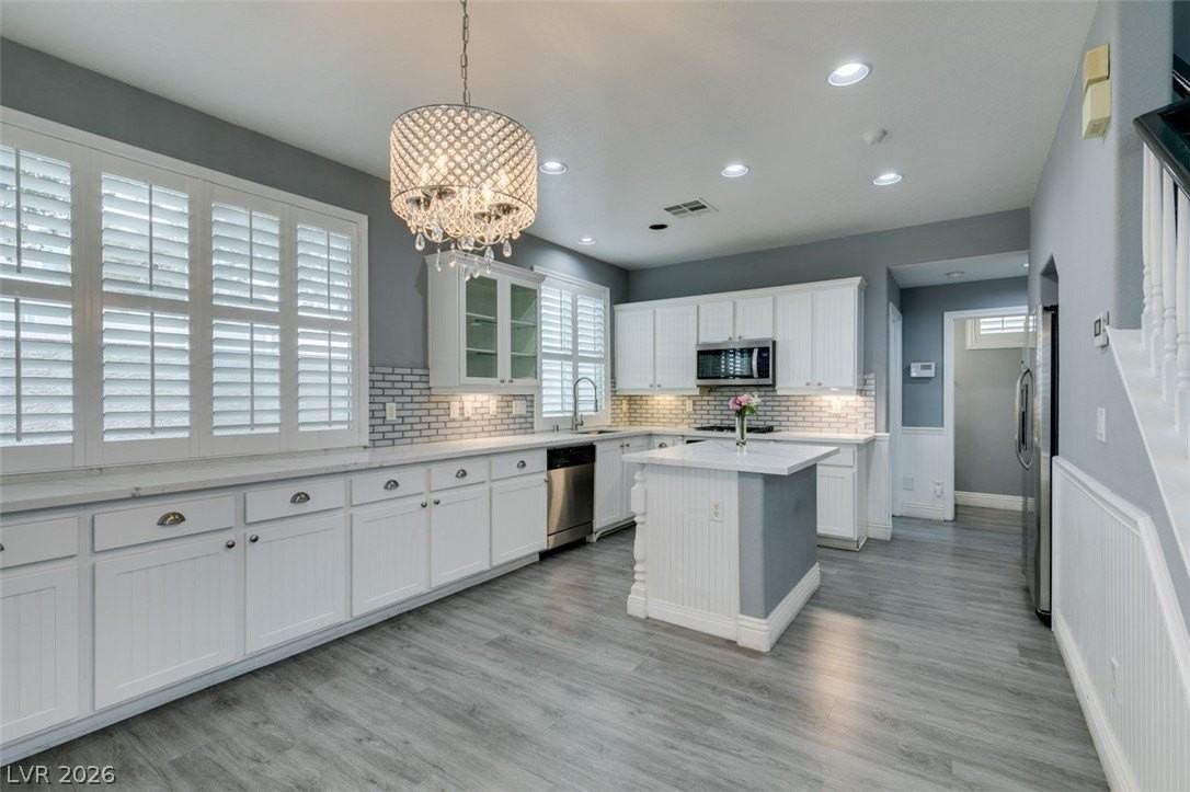 5527 Aurora Crest Ave - Photo 4 of 22