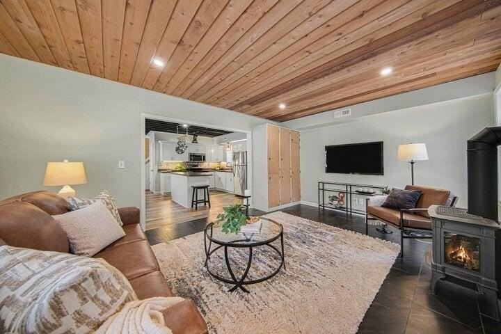 5990 Plymouth Rd - Photo 7 of 30