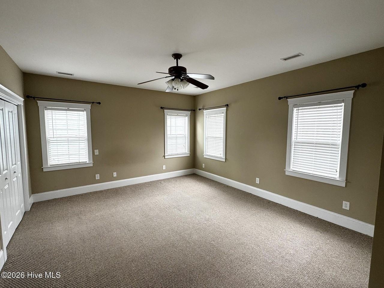 2112 Metts Ave - Photo 6 of 13