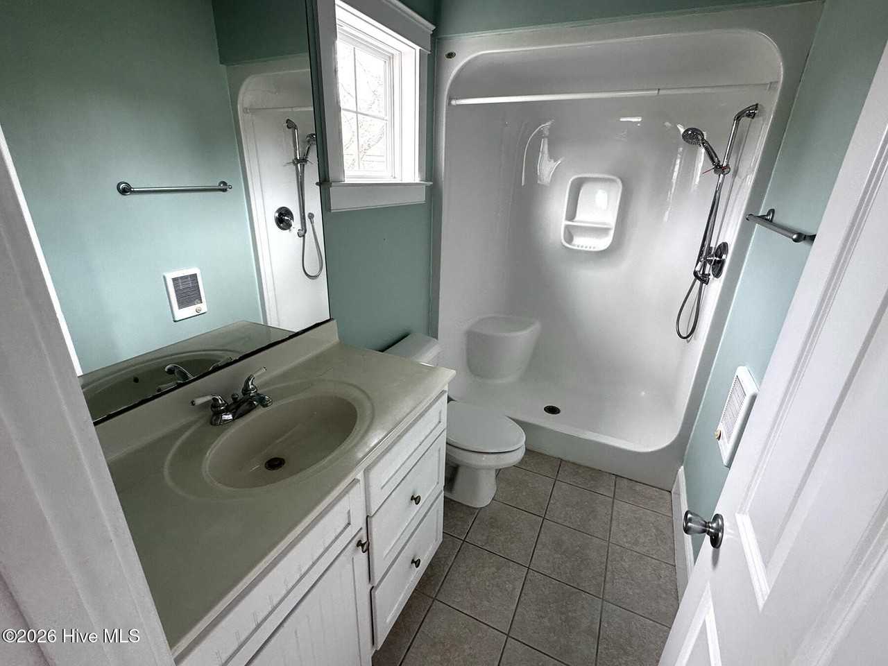 2112 Metts Ave - Photo 7 of 13