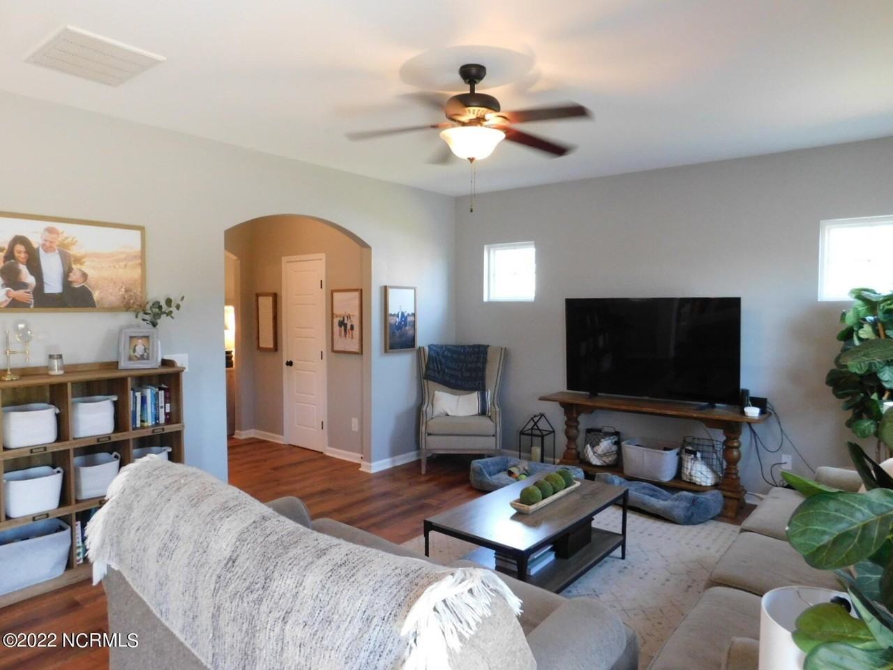 434 Bald Cypress Ln - Photo 3 of 33