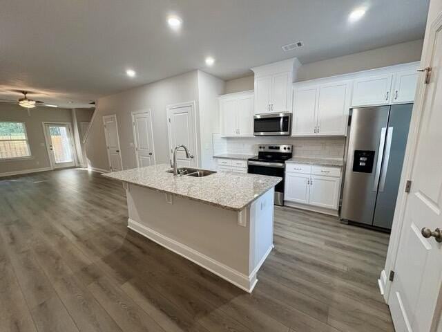 655 Caroline Ct - Photo 2 of 22